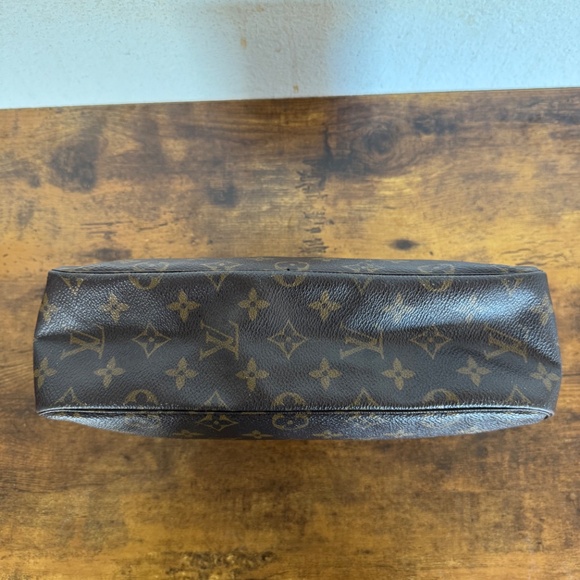 Louis Vuitton Monogram Trousse Toiletry Pouch 28 - Picture 3 of 10